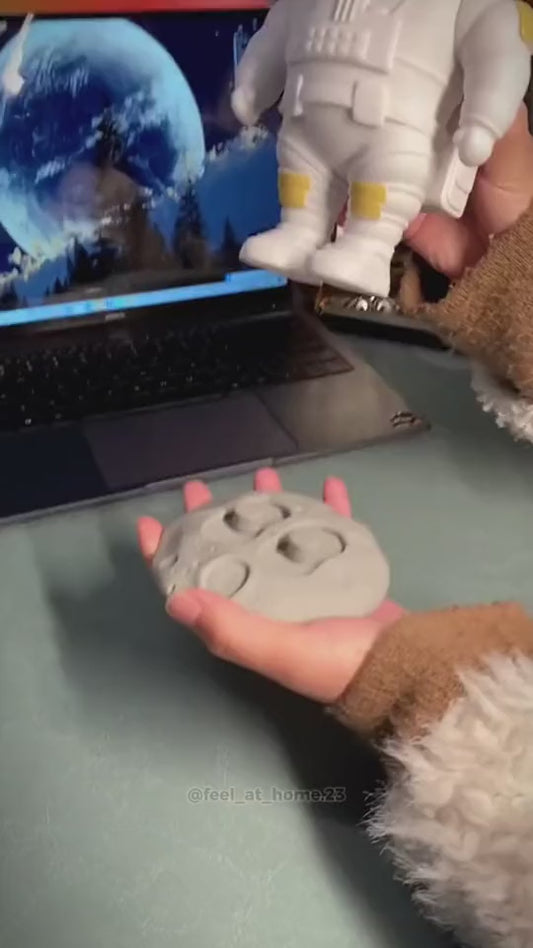 Austronaut Galaxy Projector Lamp